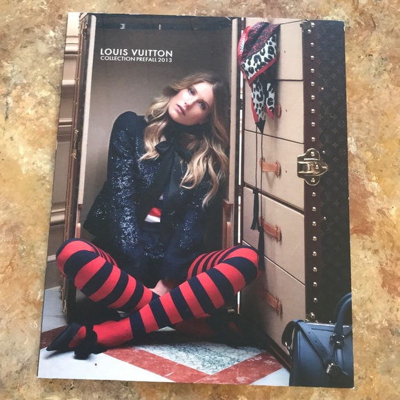 LOUIS VUITTON GORGEOUS NEVER READ CATALOG W/PRICE INSERT - Picture 1 of 9